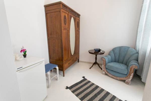 Double Room-Elevated Bed